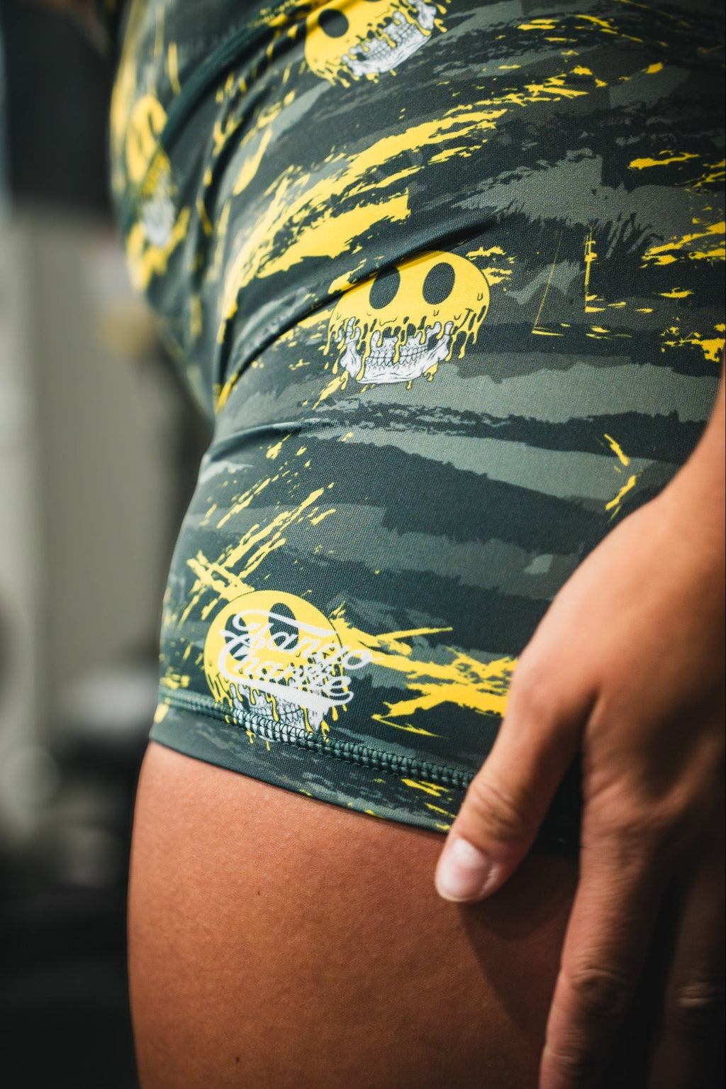 Women's High-Waisted Seamless Front Compression Training Shorts | Savage