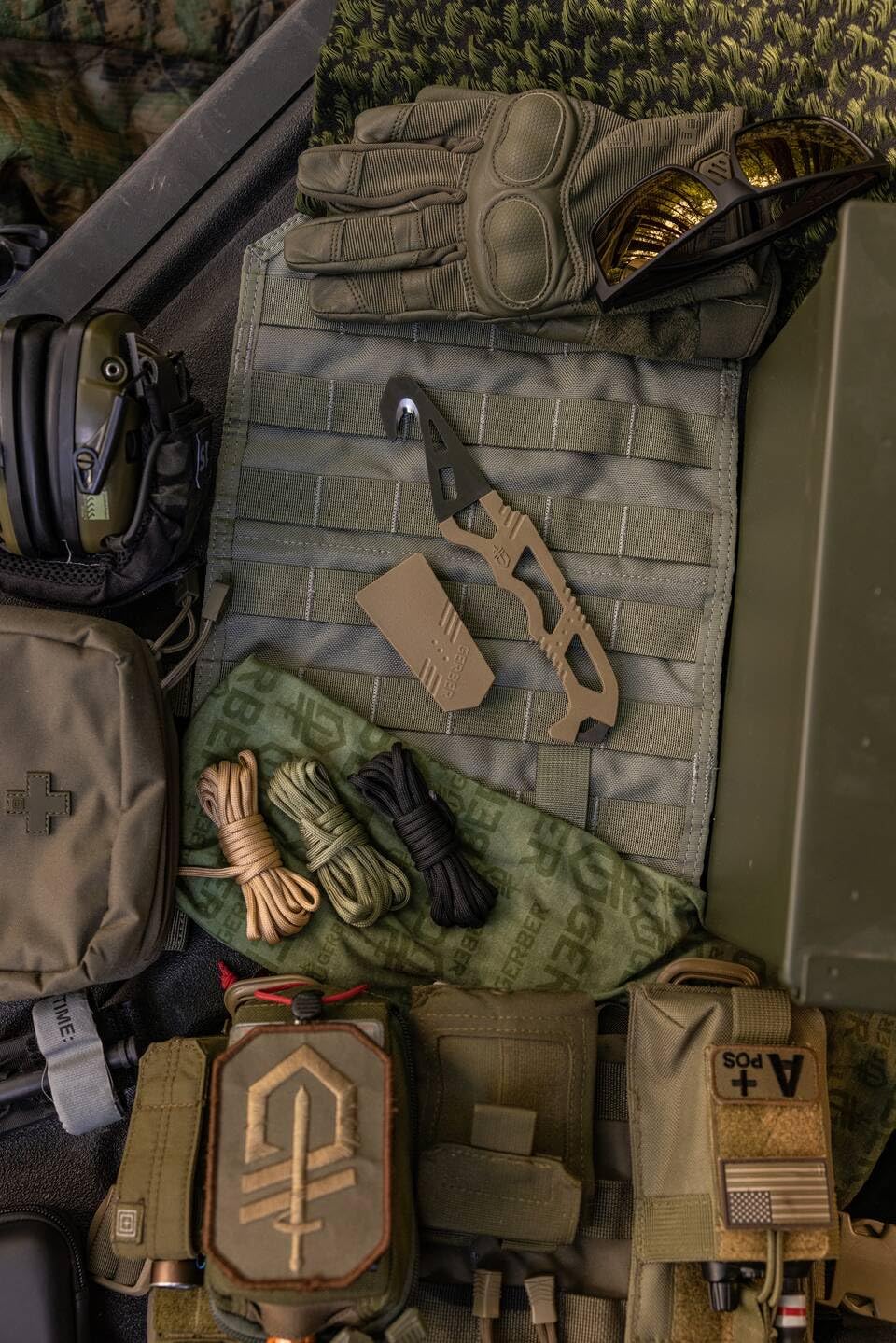 Gerber Gear Crisis Hook Knife
